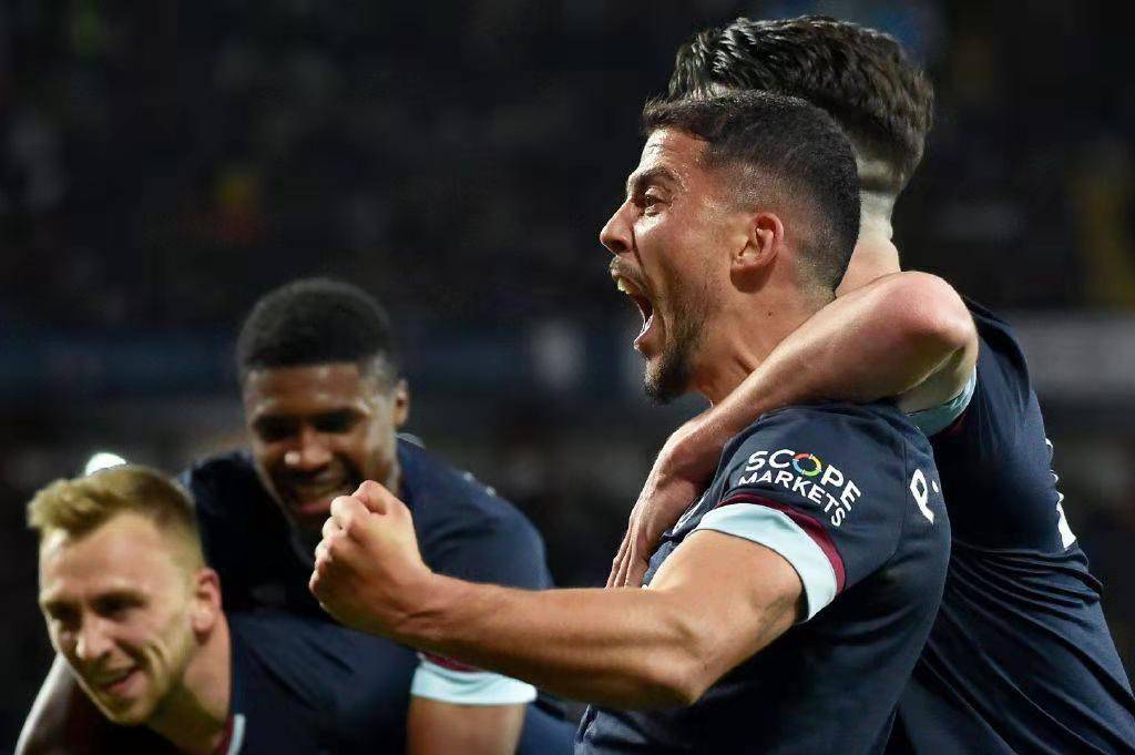 关于欧联窗口期再迎强敌；纽约尼克斯迎来里程碑；主帅态度：更衣室稳定；数据趋势出现新变化的信息