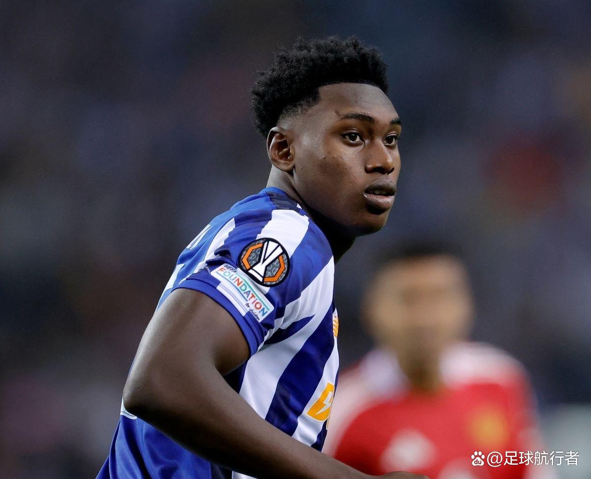 转会期英超焦点战，布莱顿迎来里程碑，质疑声仍在，资深球员宣示担当(英超布莱顿22号球员是谁)
