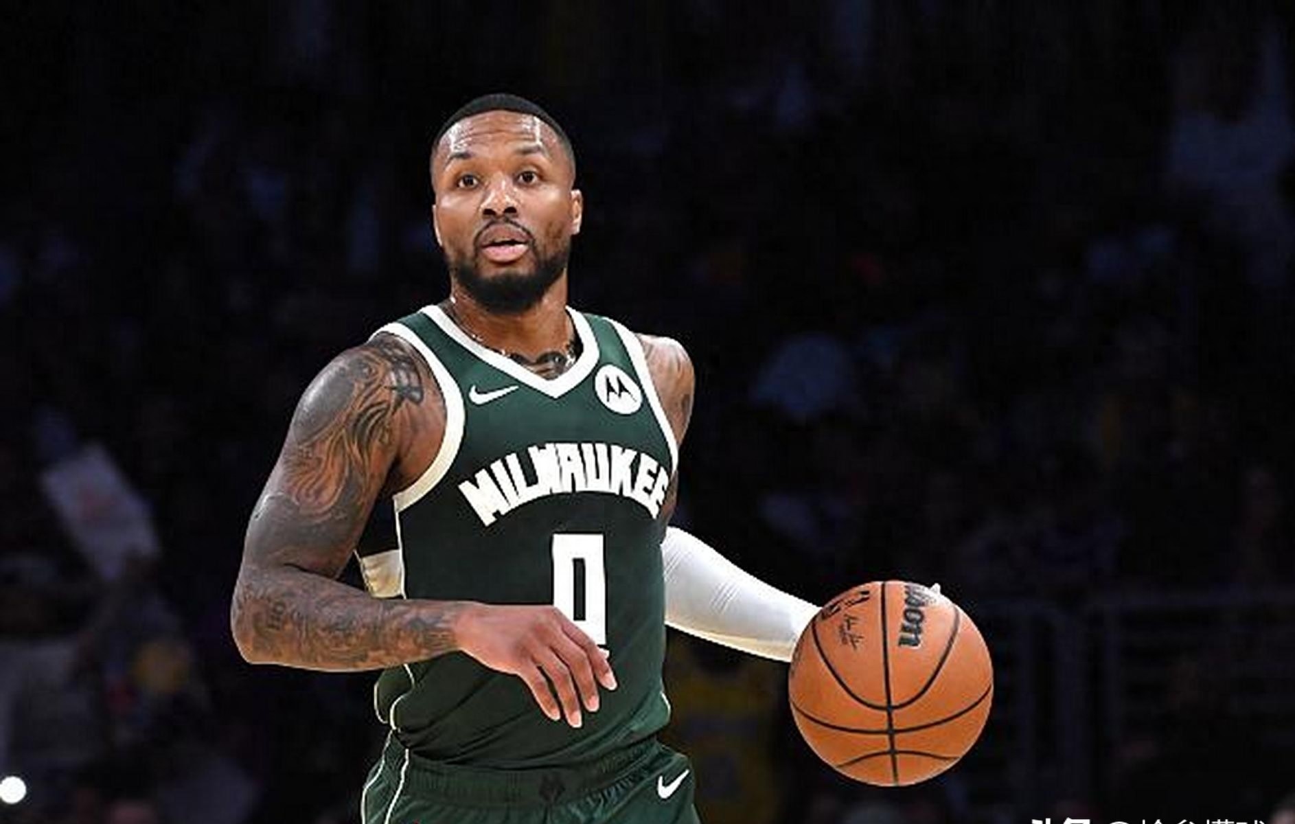 包含全明星赛今夜再迎强敌，密尔沃基雄鹿战术微调，主帅态度：球迷炸锅，轮换策略成焦点的词条