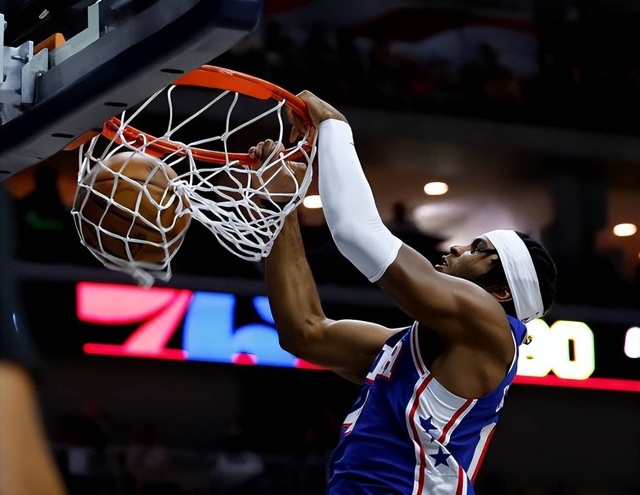 风云突变费城76人集结日远射贴柱,NBA常规赛版图或变,更衣室稳定,细节决定成败 风云突变费城76人集结日远射贴柱,NBA常规赛版图或变,更衣室稳定,细节决定成败