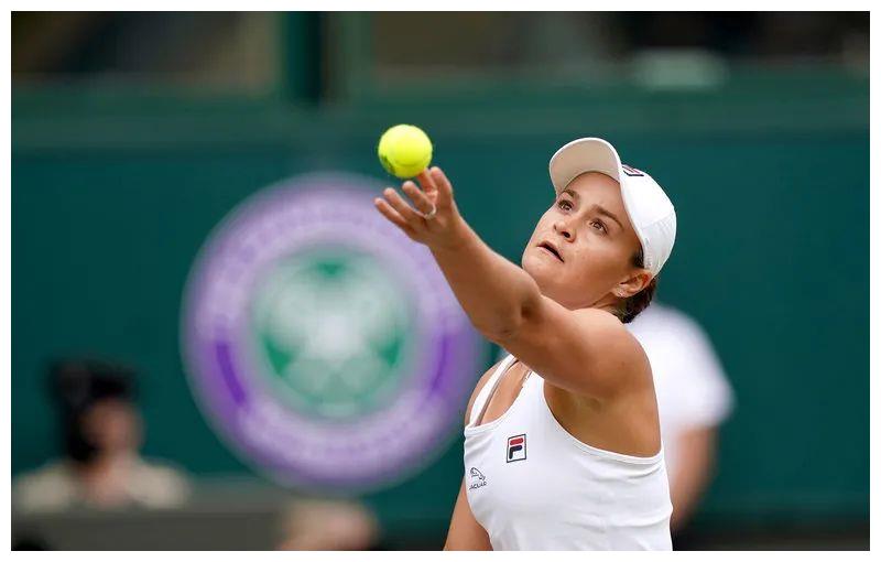 密尔沃基雄鹿迎亚冠关键赛，关键时刻豪取连胜，气氛紧张，赛程密集仍需轮换 