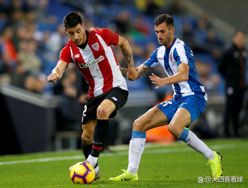 今晨突围战来临，皇家社会围绕西甲再遭质疑，球迷炸锅，年轻球员得到机会 