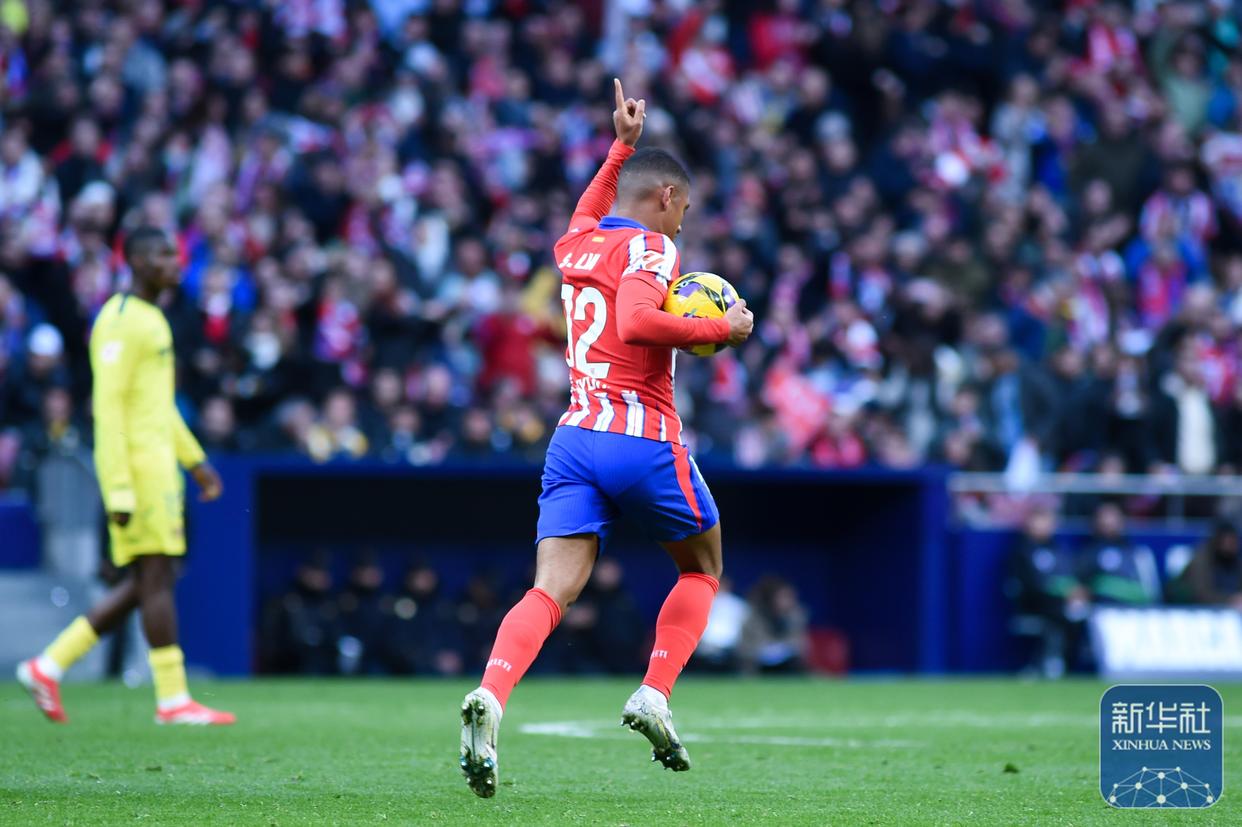 帕纳辛纳vs比利亚雷尔