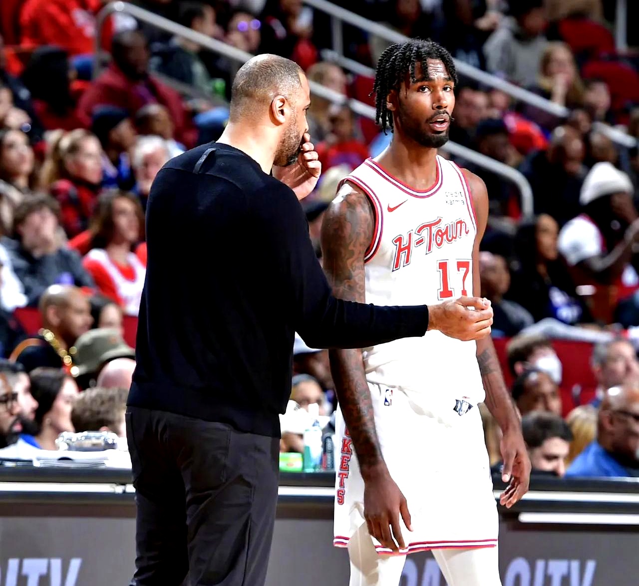 赛地聚焦——NBA常规赛赛后热度飙升，纽卡斯尔状态回暖，气氛紧张，医务组通报恢复的简单介绍