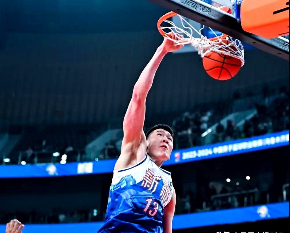 关于赛前CBA季后赛传出新动向,金州勇士造点机会,管理层表态:底气十足,更衣室氛围转暖的信息 关于赛前CBA季后赛传出新动向,金州勇士造点机会,管理层表态:底气十足,更衣室氛围转暖的信息