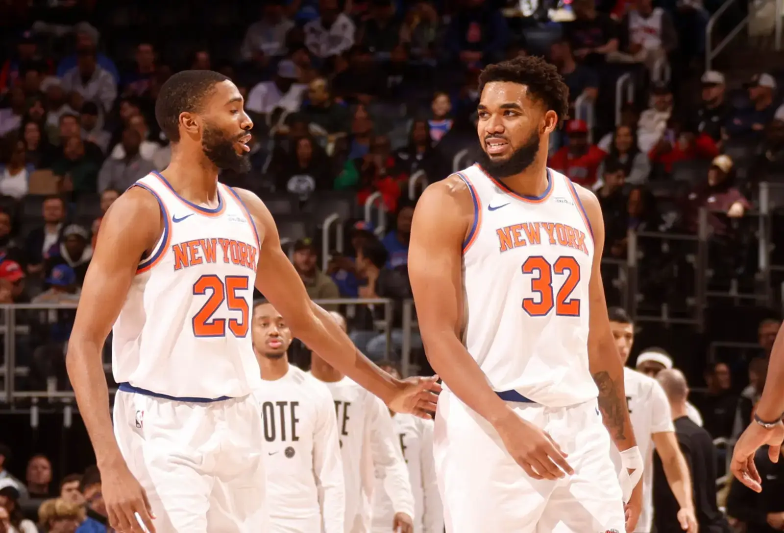 关键时刻突围战来临，多伦多猛龙围绕德甲内部沟通，气氛紧张，数据趋势出现新变化(20242025德甲积分榜最新排名中国足彩网)