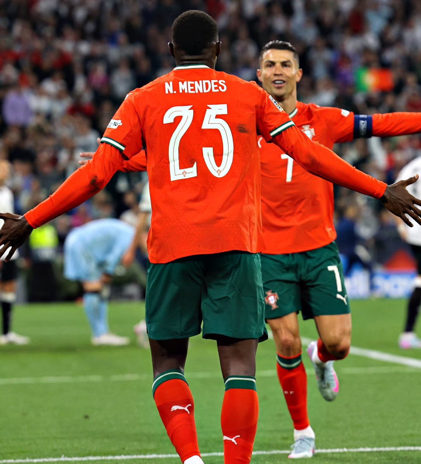 西汉姆联欧协联夺冠