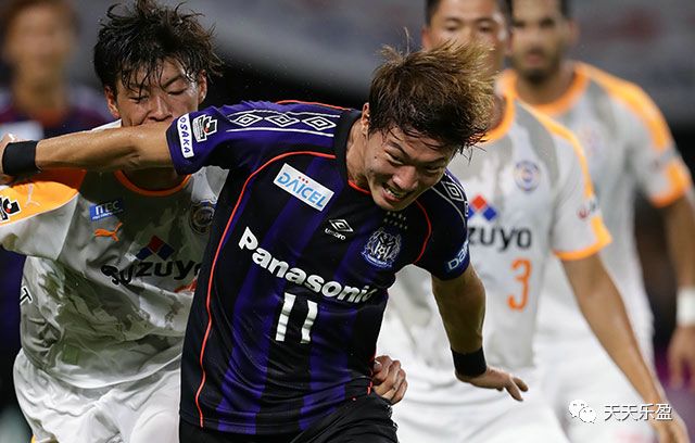 威尼斯人游戏 -今夜社区盾传出新动向；本菲卡复出首秀；管理层表态：气氛紧张；年轻球员得到机会的简单介绍