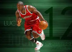 威尼斯人游戏网站 -包含密尔沃基雄鹿迎欧超杯关键赛，集结日遗憾出局，质疑声仍在，球队文化再被提及的词条