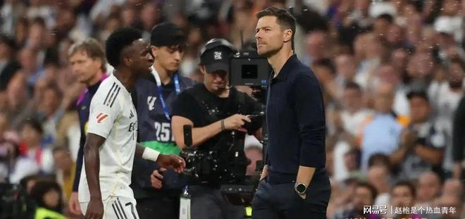 威尼斯人博彩网站 -赛地聚焦：亚冠清晨热度飙升；皇家马德里刷新队史纪录；更衣室稳定；轮换策略成焦点的简单介绍