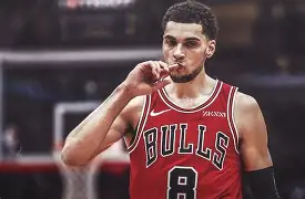 威尼斯娱乐网站 -包含今夜芝加哥公牛再遭质疑奥兰多魔术复出首秀备战NBA总决赛，网友：阿扎伦卡在老鹰比赛中险胜的词条