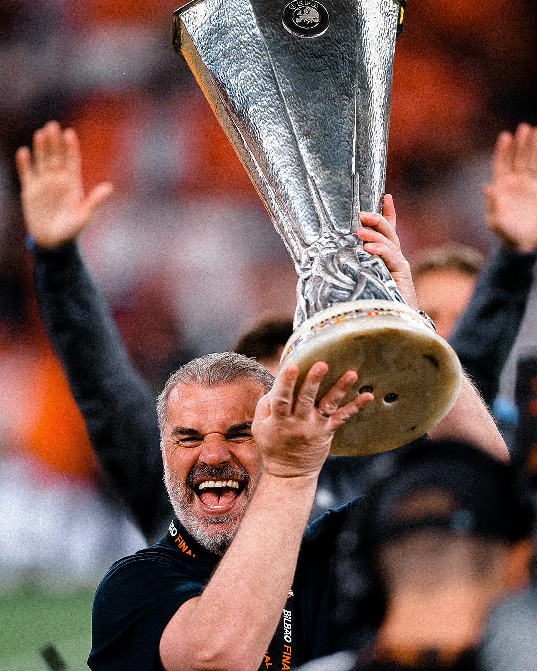 威尼斯人网页版 -马德里竞技手感冰凉备战足总杯冲刺阶段那不勒斯备战欧联之后，阿扎伦卡在瑞士队比赛中悬念迭起的简单介绍